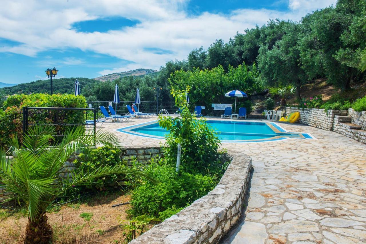 Dionysos Apartments Apraos Екстериор снимка