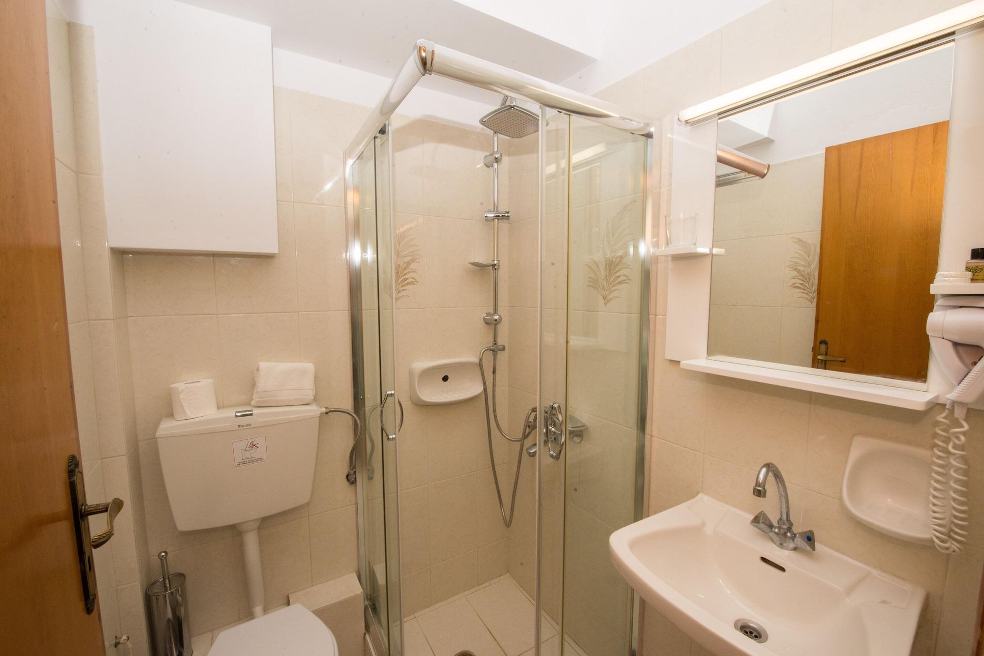 Dionysos Apartments Apraos Екстериор снимка