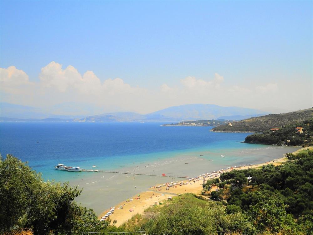 Dionysos Apartments Apraos Екстериор снимка