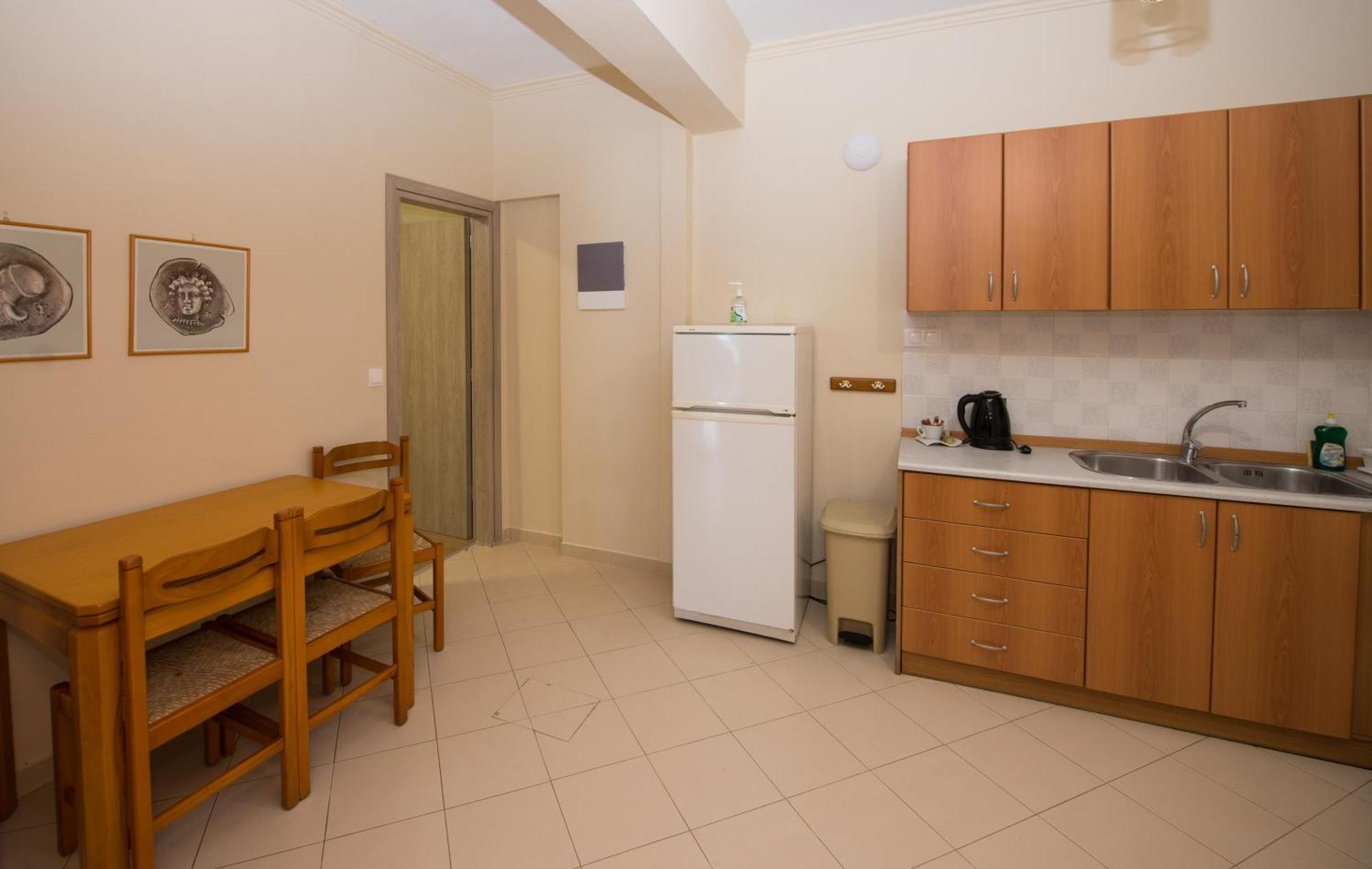 Dionysos Apartments Apraos Стая снимка